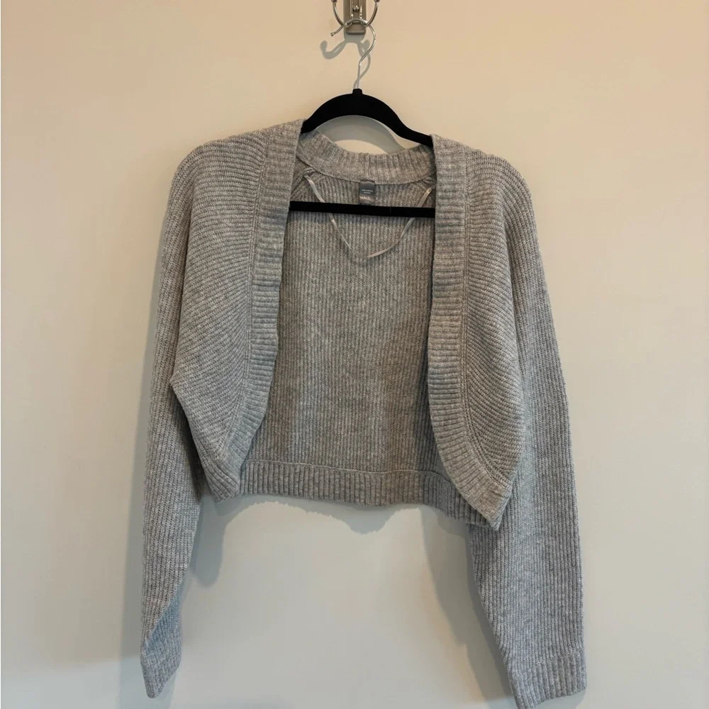 Joe Fresh Women's Light Gray Shrug - Picture 3 of 5